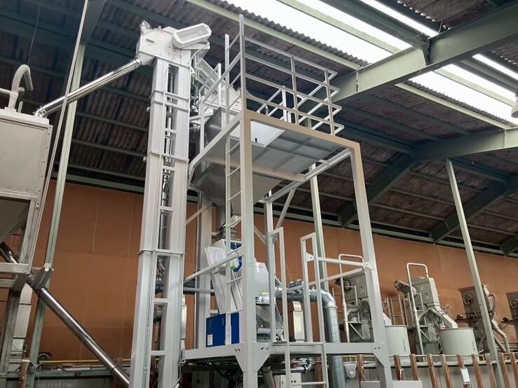 光選別機および付帯設備の新設工事